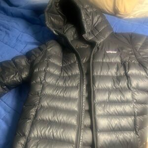 Size medium Patagonia down jacket!